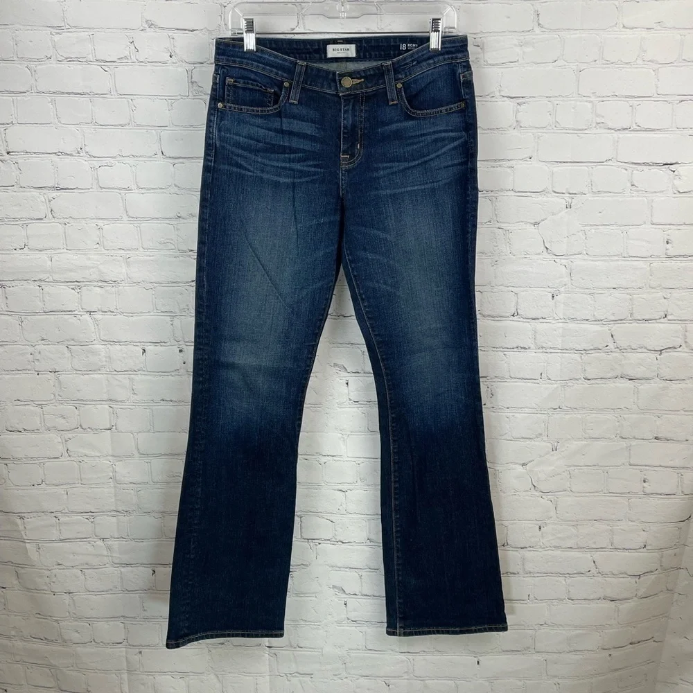 Big Star Nova XVI 18 Remy Boot Cut Mid-Dark Wash Blue Jeans Size 28R